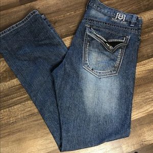 Request jeans